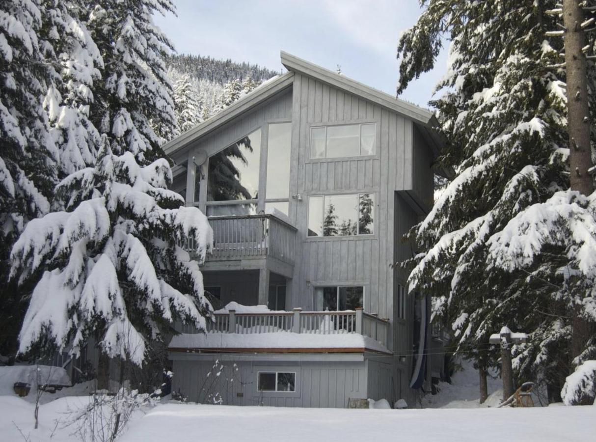Wildflower Private Studio Suite By Belle Neige Whistler Exteriör bild